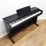 Yamaha YDP145 Arius Piano Digital - Gambar 3